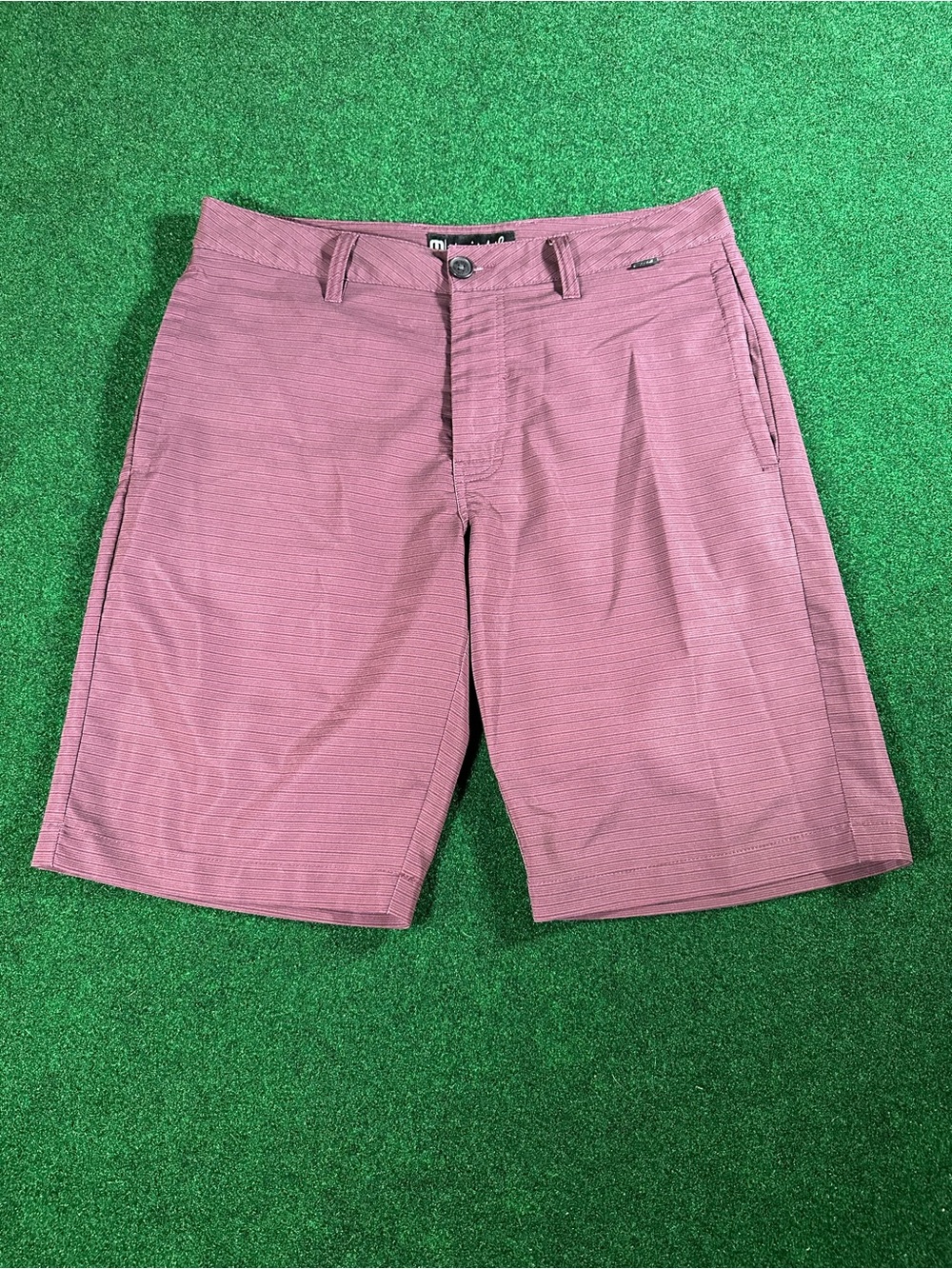 Men's Travis Matthew Burgundy Casual Shorts - 5-Pocket Style, size 32